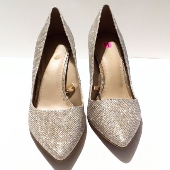 BCBGeneration Gold Glitter Pointed Toe High Heel Shoes Size 11M - Picture 2 of 7